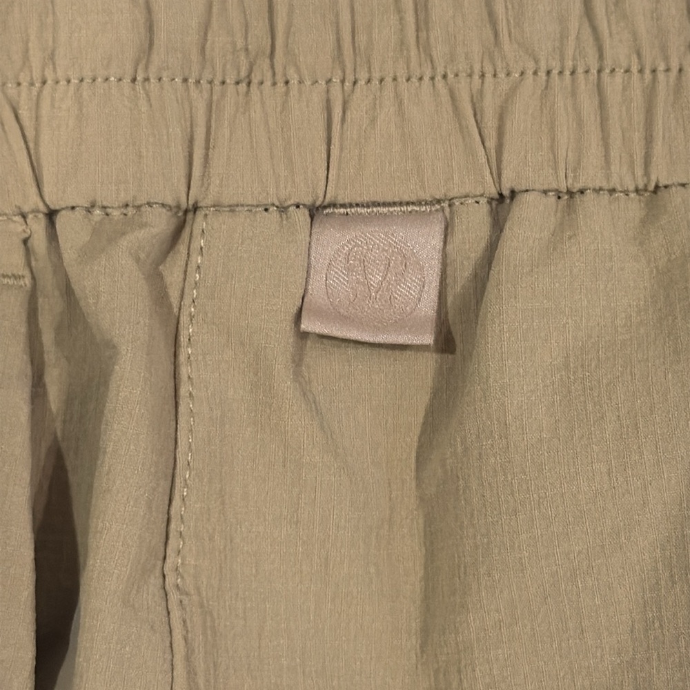 lululemon Tan Athletic Ripstop Shorts in Size XXL - Picture 2 of 5